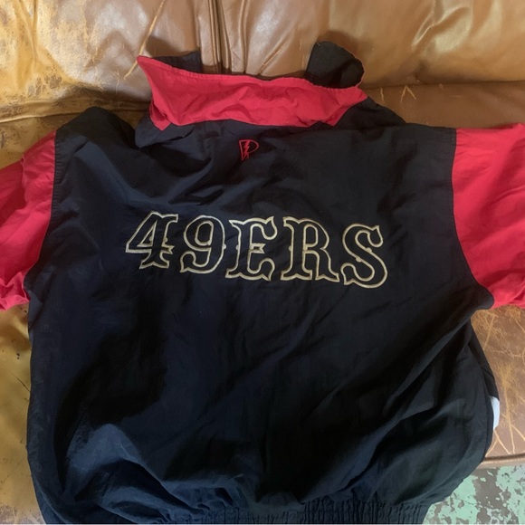 i’m selling a vintage 49ers jacket from the late 80’s - Picture 2 of 4
